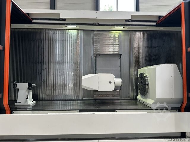 五轴加工中心 Mazak VTC 800 30SR