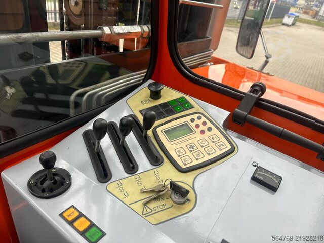 四向叉车 Combilift Hubtex DQ45/Only 3310 h/Telscopic forks