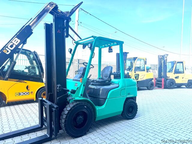 4-Rad-Gabelstapler Mitsubishi FD35NT /Diesel/Only 6012 hours/New Price