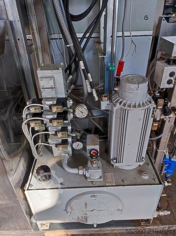 Lisec sealing robot Lisec sealing robot VFL-1/25
