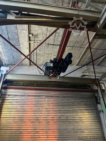 Chain hoist DEMAG 