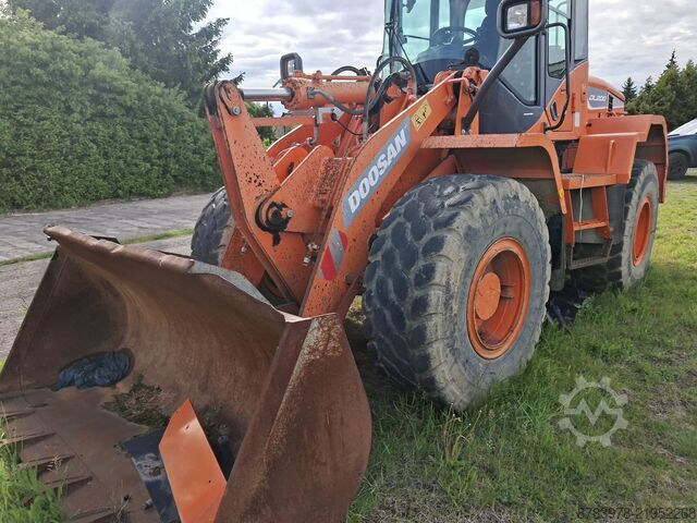 Wheel loader Doosan DL200