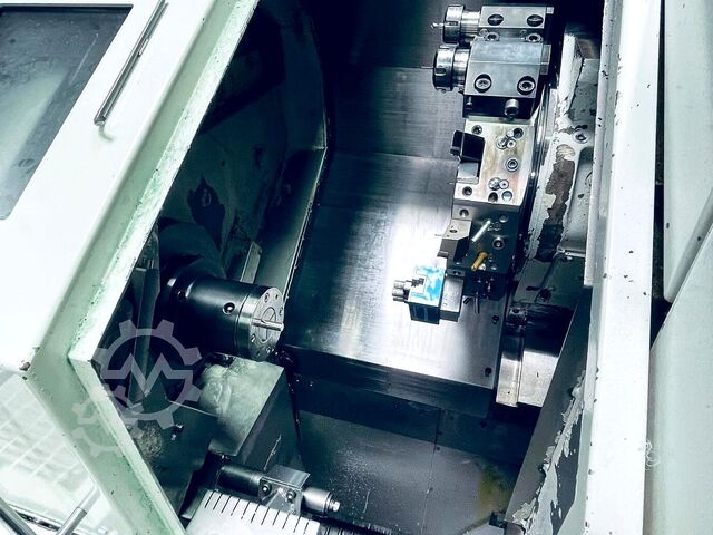 CNC turning and milling center Okuma LCC15