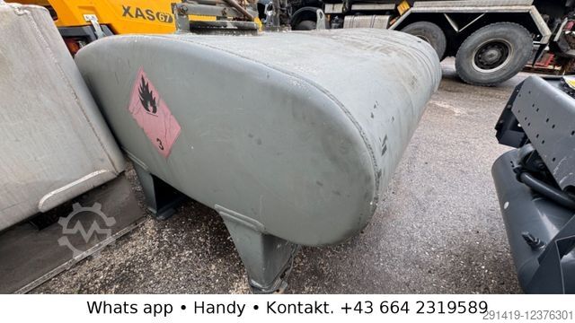 Landbrugsmaskine  Danubia Heizöl / Dieseltank 1000 L Baujahr 1981