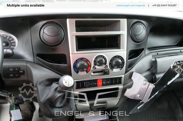Skriňová dodávka iveco Daily 35 S11 C30C AUTOMATIK KAMERA MAXI Regale DURCHGANG