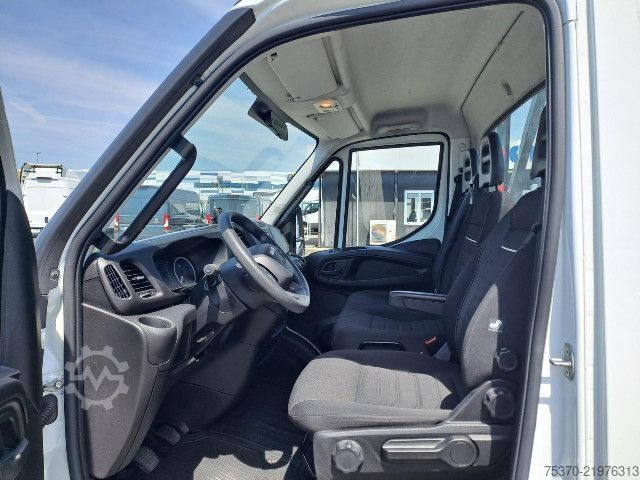 Platós teherautó IVECO DAILY 35S14H