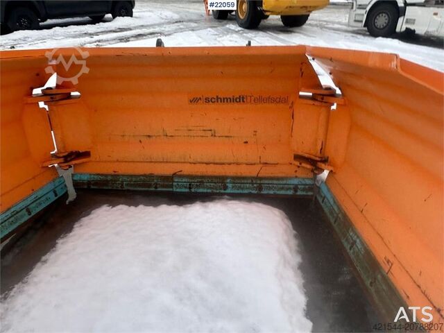 Bentivoglio Macchine Utensili S.r.l. Bentivoglio Macchine Utensili S.r.l. Bentivoglio Macchine Utensili S.r.l.