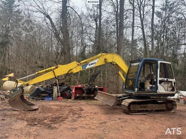 Rupsgraafmachine Kobelco SK60 crawler excavator with bucket