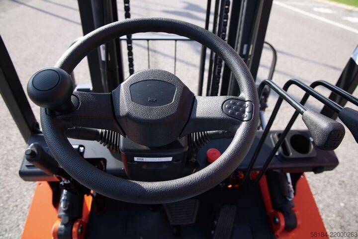 Elektrische vorkheftruck met 4 wielen Noblelift CPD25-A