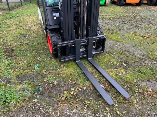 Dizel viljuškari Bobcat D25 NXP
