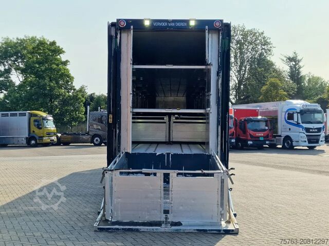 Liellopu pārvadāšana CUPPERS Boone construct - 3 deck livestock trailer - Ve...