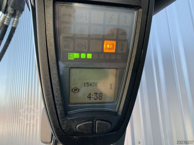 Carretilla eléctrica de 4 ruedas Linde E30L