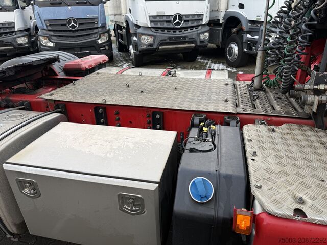 وحدة جرار قياسية Scania R490 4X2 Topline