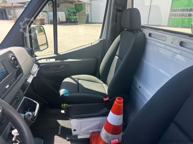 トラック搭載型作業用プラットフォーム MERCEDES-BENZ Sprinter 314 / GSR B 180 T / HomeButton