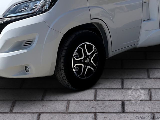 Teilintegriertes Wohnmobil BÜRSTNER Lyseo Gallery TD 649 G über 40.000 Euro sparen!