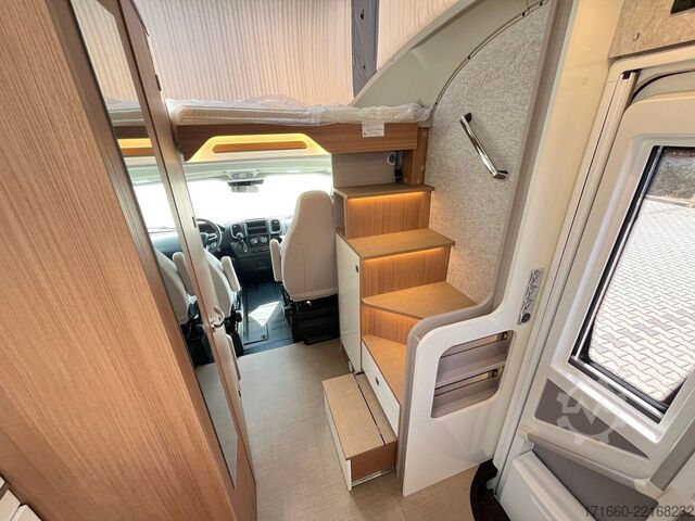 Teilintegriertes Wohnmobil BÜRSTNER Lyseo Gallery TD 649 G über 40.000 Euro sparen!