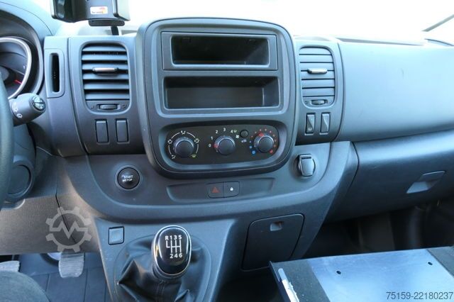 ون پَنِل renault Trafic dCi 120 L2H1 3,0t Komfort
