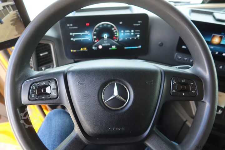 Podvozok s kabínou Mercedes-Benz Actros 2642 LL Chassis Cabine Giga space