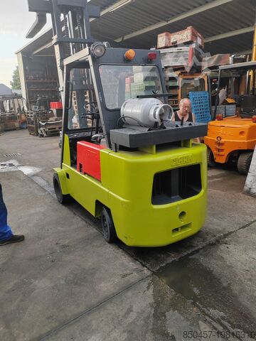 Motostivuitoare compacte Clark C 500 135