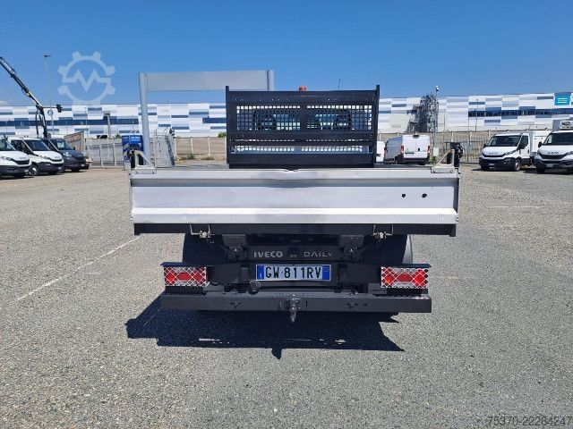 Anpassad skåpbil IVECO DAILY 35C14 - 3450