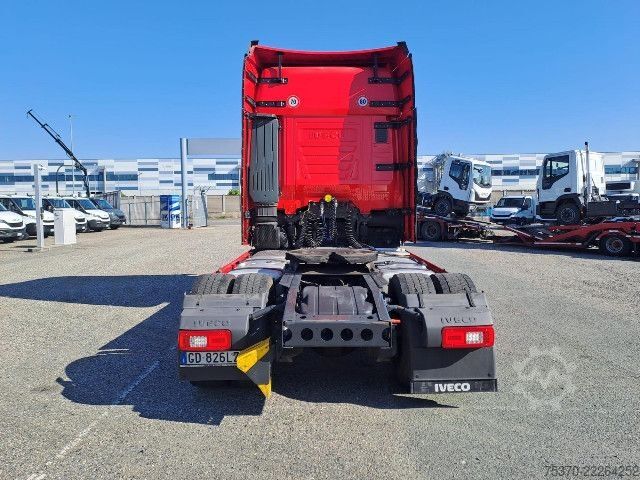 Standard dragbil IVECO S-WAY AS440S48