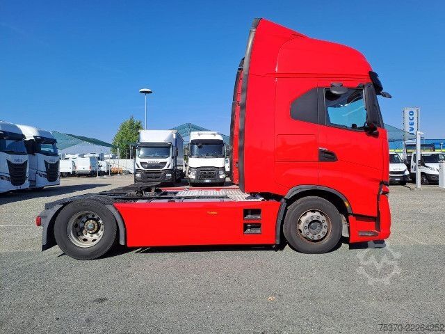 Standard dragbil IVECO S-WAY AS440S48