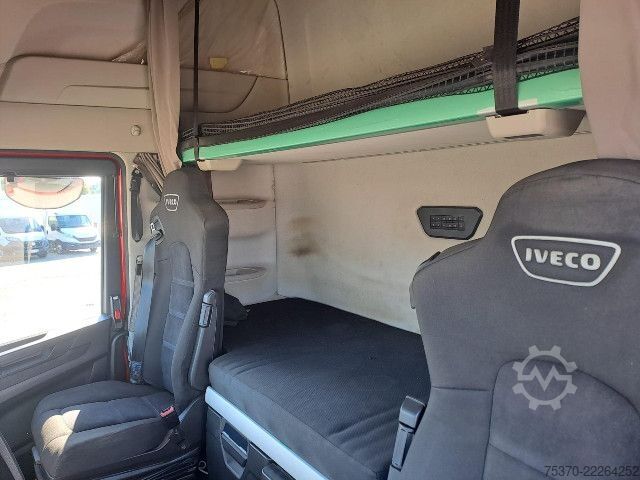 Standard dragbil IVECO S-WAY AS440S48