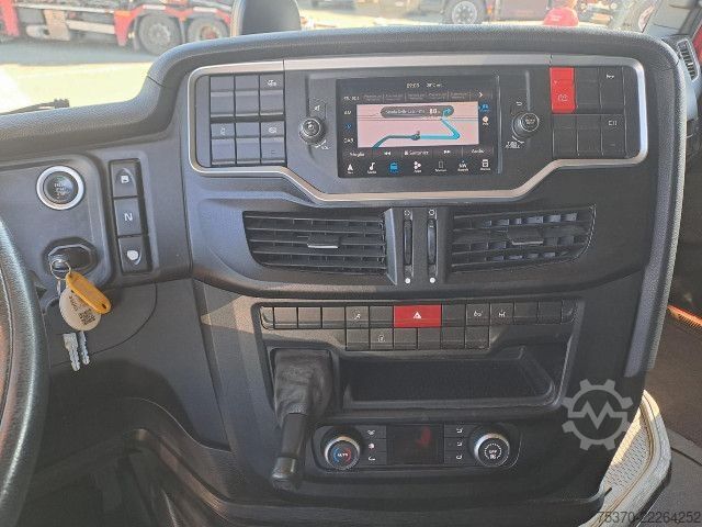 Standard dragbil IVECO S-WAY AS440S48