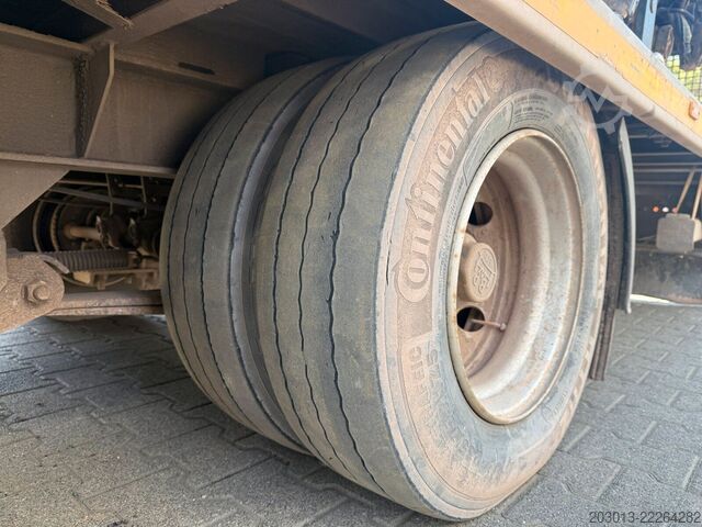 Skåpbil MERCEDES-BENZ Actros 2651 6x4 Koffer mit Bohranalge Zubehör