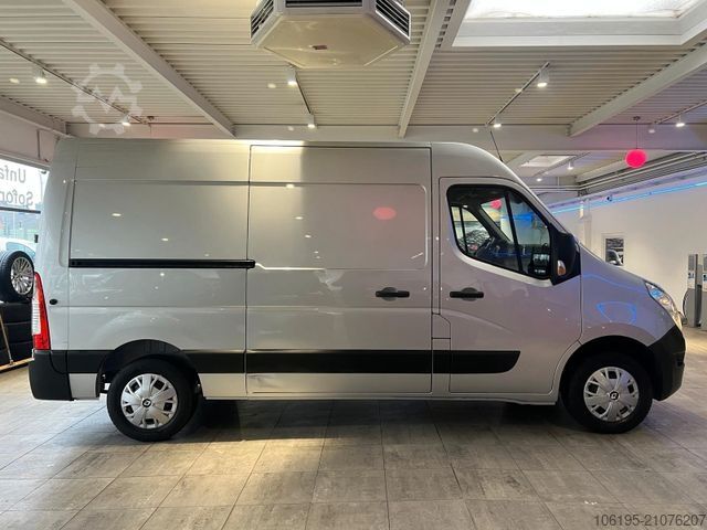 Vans ar augstu jumtu RENAULT Master 2,3 dCI Hoch+Lang*1.Hand*Klima*Garantie*