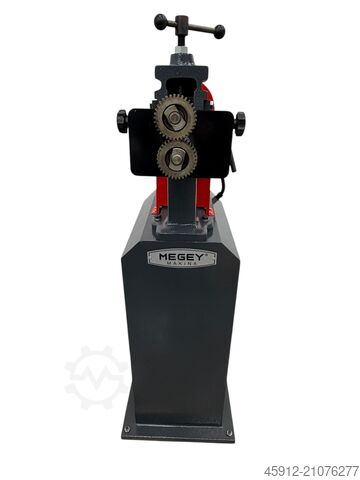 Zváracia a lemovacia stroj MEGEY BM-M 1,2