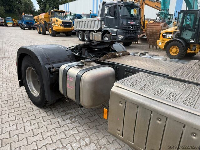 मानक ट्रैक्टर यूनिट MERCEDES-BENZ Arocs 1843 SZM Kipphydraulik