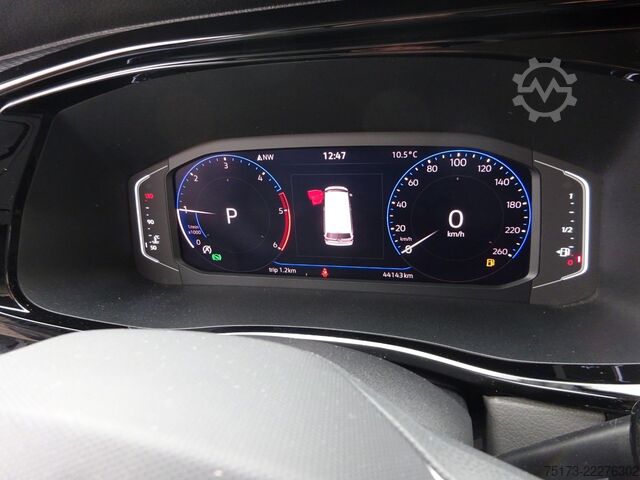 Furgon blaszak VOLKSWAGEN T6.1 Transporter Mixto 4MOTION 204PS DSG KR AHK