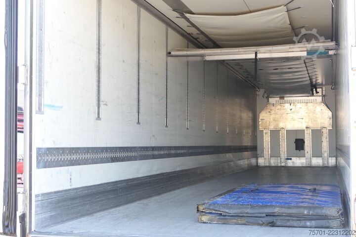 Reefer semitrailer KRONE SD Kühlkoffer Carrier Bi-Temp Doppelstock