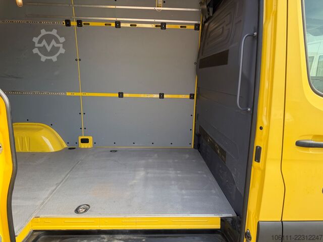 ハイトップバン MERCEDES-BENZ Sprinter III 316CDI KAH2L2/AUT/KLIMA/RWD"907