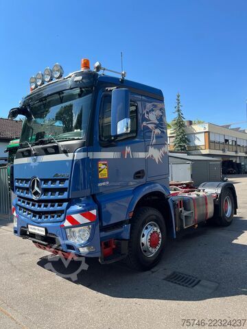 Standard-SZM Mercedes-Benz Arocs 1853 HAD, 4x4, Klima, Retarder, Kipphydra...