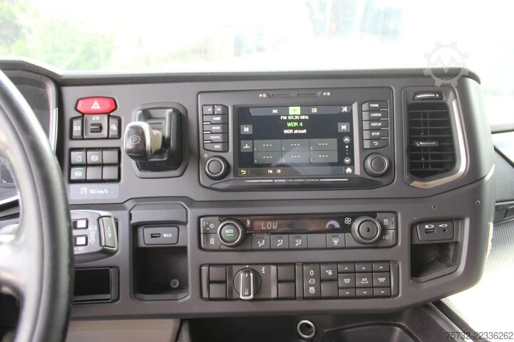 Standardní tahač Scania R 450 Retarder  LDW  Standklima  Navi  2 Tanks