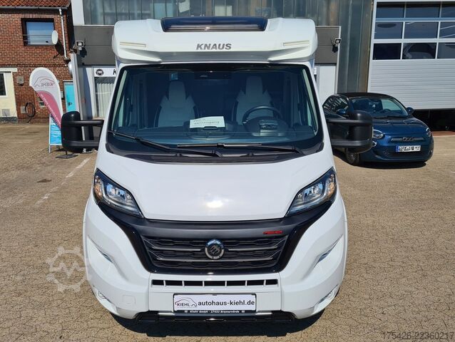 Halvintegrerad husbil KNAUS Sky Ti PLATINUM SELECTION 700 MEG *Care-Drive*