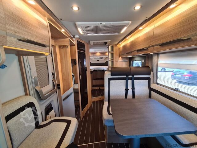 Halvintegrerad husbil KNAUS Sky Ti PLATINUM SELECTION 700 MEG *Care-Drive*