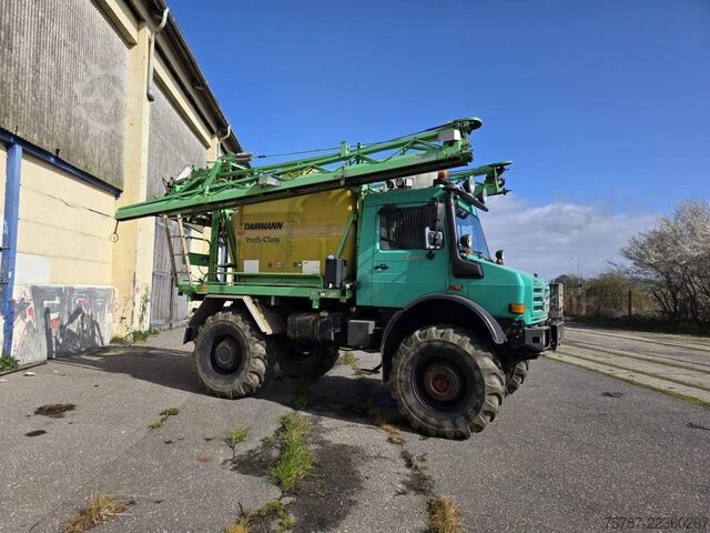 Kamyon şasisi UNIMOG U5000 4x4 Chassis, Standklima, 4374/45