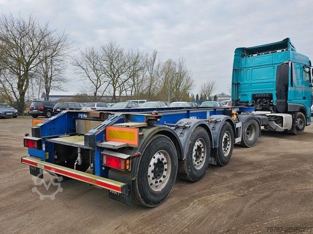 Değişebilir kasalı yarı römork SCHMITZ CARGOBULL 20" Tankconatinerchassis + Tankcontainer