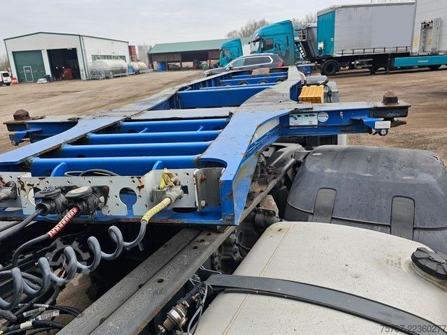 Değişebilir kasalı yarı römork SCHMITZ CARGOBULL 20" Tankconatinerchassis + Tankcontainer
