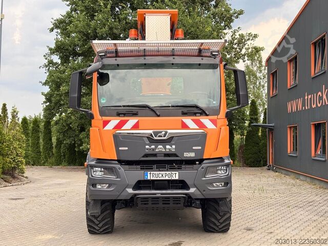 Plate-forme élévatrice sur camion MAN MAN TGM 13.290 4x4 BB Palfinger P300 KS