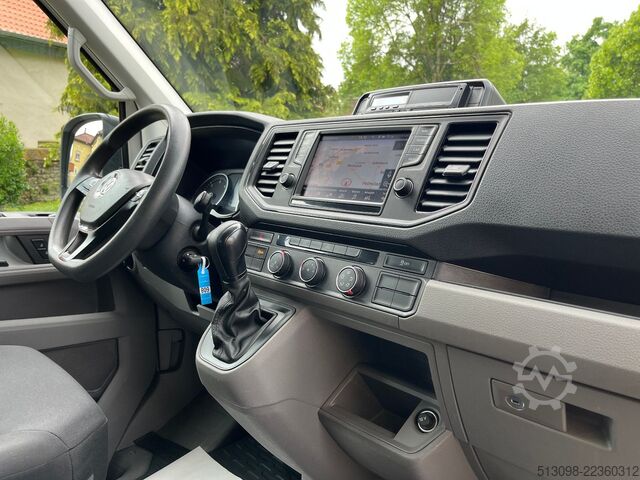 ピックアップバン VOLKSWAGEN CRAFTER 4 MOTION PRITSCHE DoKa 3500KG-AHK AUT.