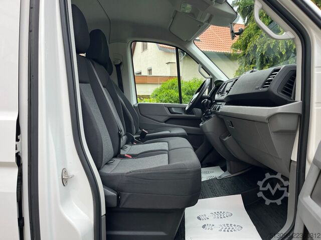 ピックアップバン VOLKSWAGEN CRAFTER 4 MOTION PRITSCHE DoKa 3500KG-AHK AUT.