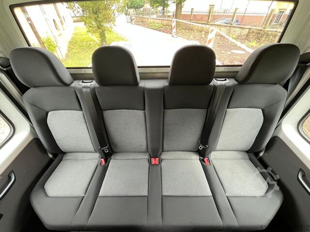 ピックアップバン VOLKSWAGEN CRAFTER 4 MOTION PRITSCHE DoKa 3500KG-AHK AUT.