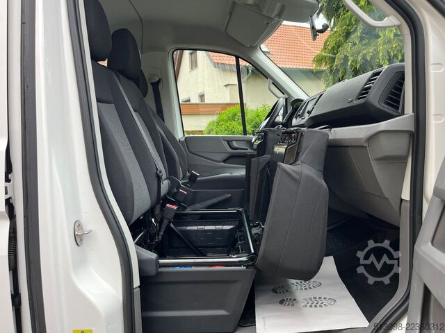 ピックアップバン VOLKSWAGEN CRAFTER 4 MOTION PRITSCHE DoKa 3500KG-AHK AUT.