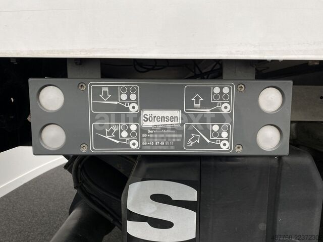 Fourgon tôlé MERCEDES-BENZ Sprinter 315 MAXI *LADEBORDWAND* 1.HAND+3-SITZE