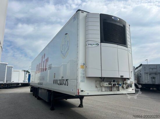 Polpriklopnik z nizko nakladalno ploščadjo SCHMITZ SCB TIEFKüHLER, CARRIER VECTOR 1550 AGGREGAT ,DOPPELSTOCK