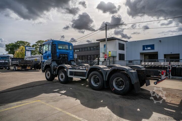 Fahrgestell mit Fahrerhaus MAN TGS 35.440 BB -8X6